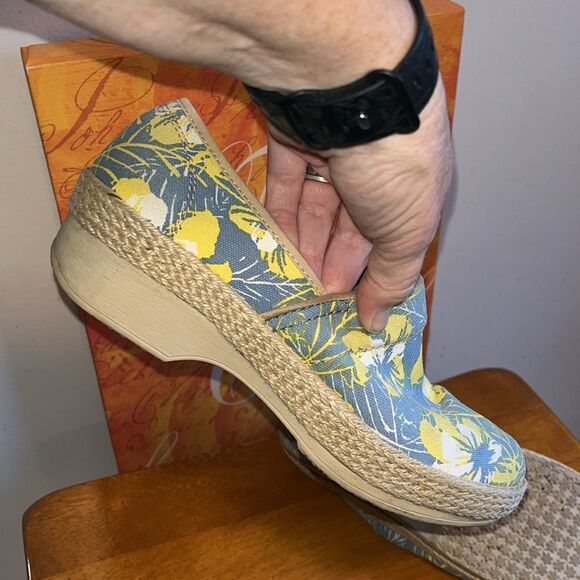 EXCELLENT CONDITION DANSKO VICTORIA TAHITI FLORAL CANVAS CLOG EURO 39/SIZE 9 - Picture 10 of 12